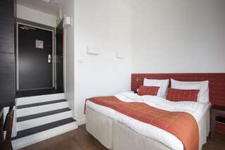 Отель Hotel Regatta Ханко Двухместный номер с 2 отдельными кроватями-1